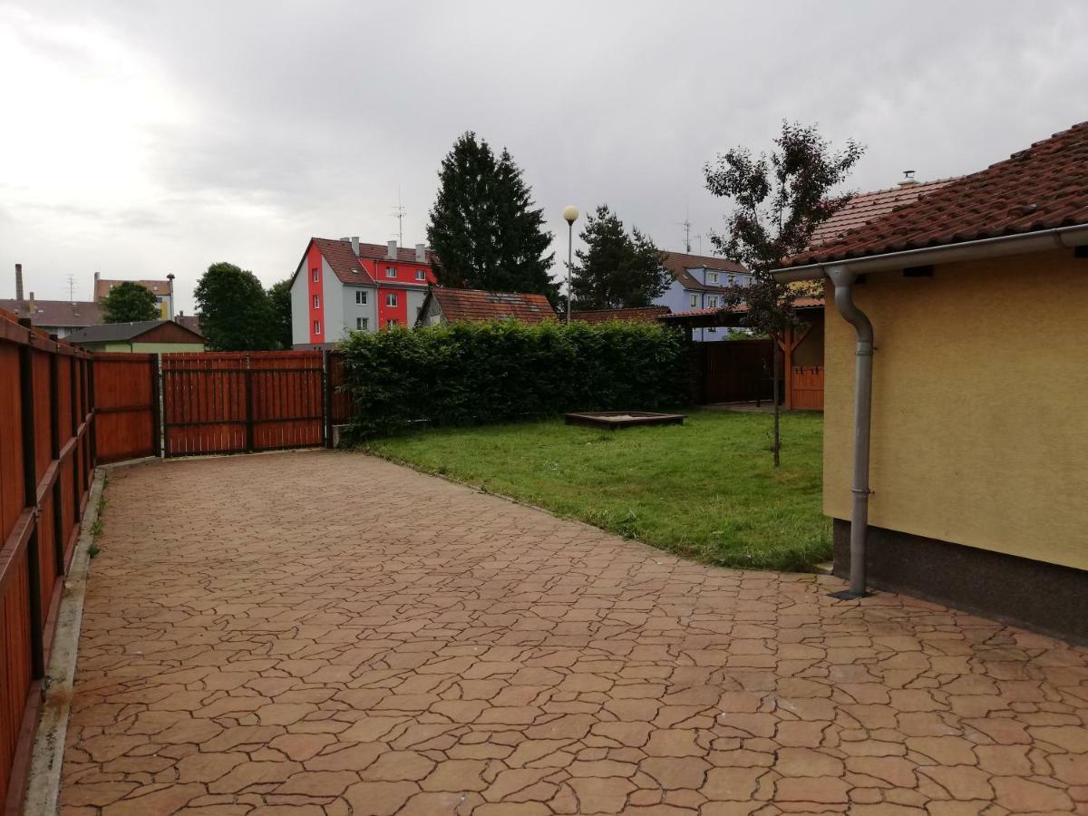 Chata Cerna V Posumavi Bagian luar foto